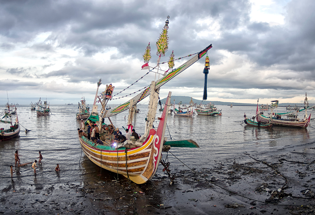 Once a year, Kampung Muncar holds a very colourful sea festival named Petk Laut Muncar, and these eye-catching fishing boats are part of the action